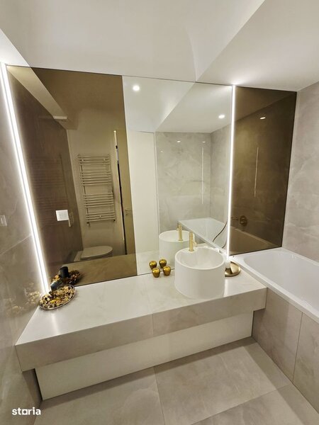 Cortina North, 2 camere, loc de parcare,  predare imediata, lux.